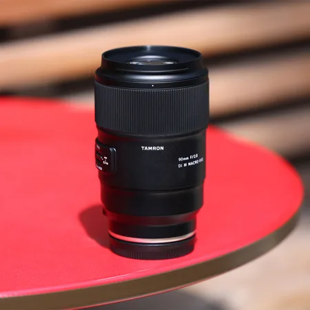 Tamron 90mm f/2.8 Di III Macro VXD